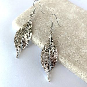 Silver long curled Leaf Earrings — NWT
